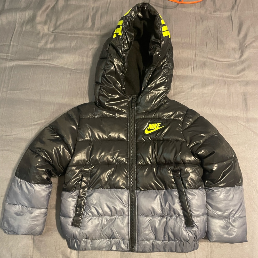 NIKE Toddler Puffer Jacket